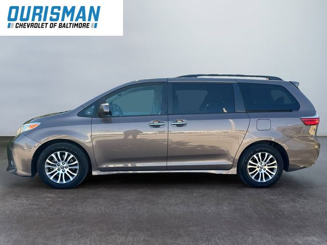 2020 Toyota Sienna 