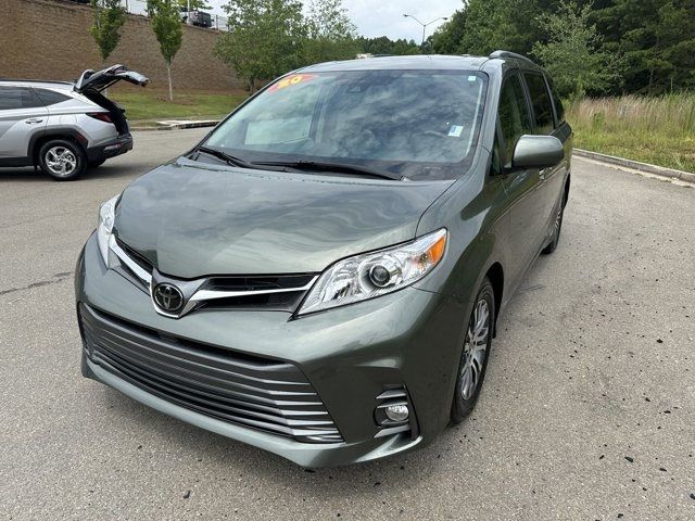 2020 Toyota Sienna Limited Premium