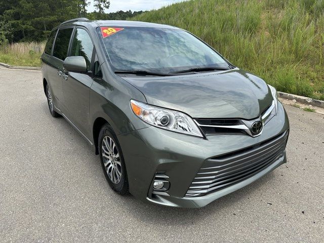 2020 Toyota Sienna Limited Premium