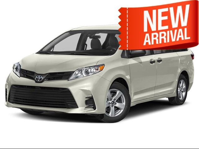 2020 Toyota Sienna XLE