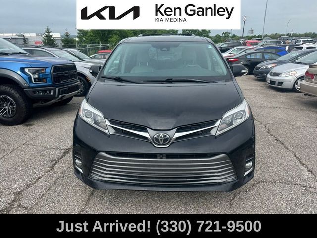 2020 Toyota Sienna Limited Premium