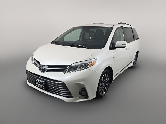 2020 Toyota Sienna XLE