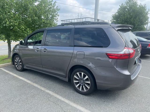 2020 Toyota Sienna Limited Premium