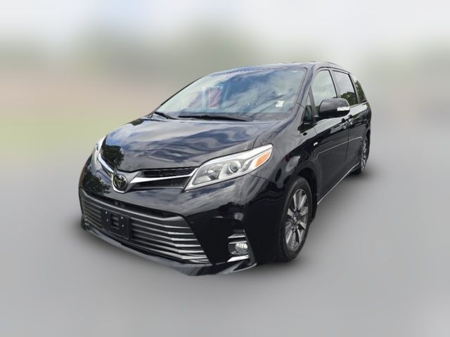 2020 Toyota Sienna XLE