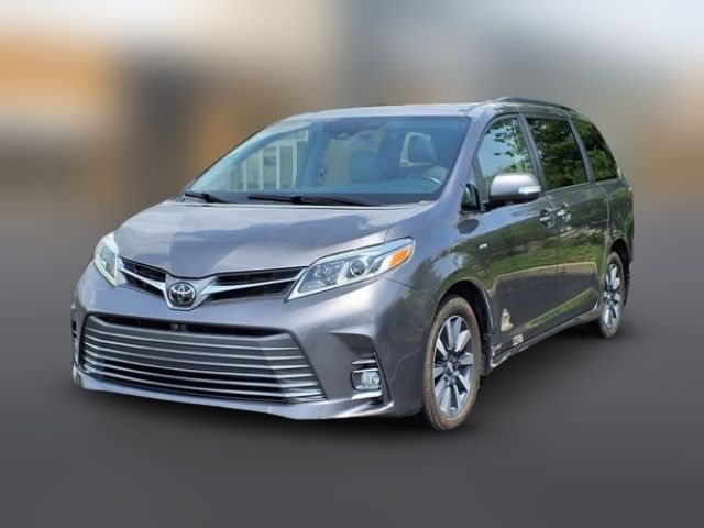 2020 Toyota Sienna XLE