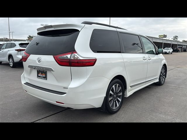 2020 Toyota Sienna Limited Premium