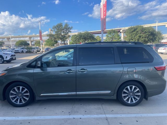 2020 Toyota Sienna Limited Premium