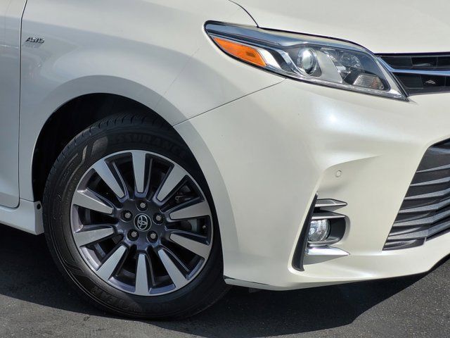 2020 Toyota Sienna Limited Premium