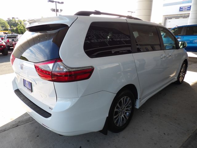 2020 Toyota Sienna Limited Premium