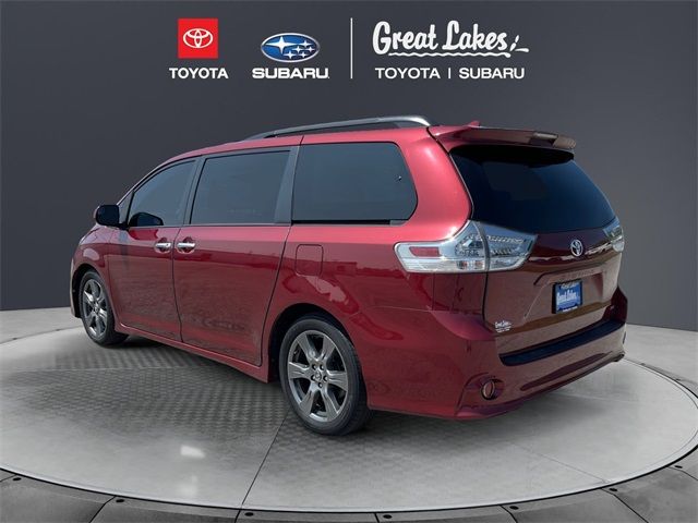 2020 Toyota Sienna 