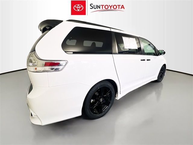 2020 Toyota Sienna 