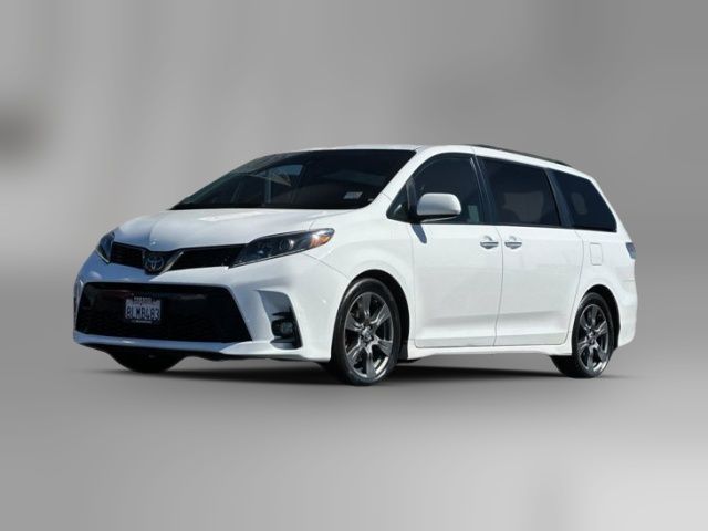 2020 Toyota Sienna SE