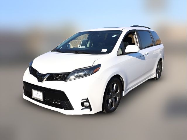 2020 Toyota Sienna 