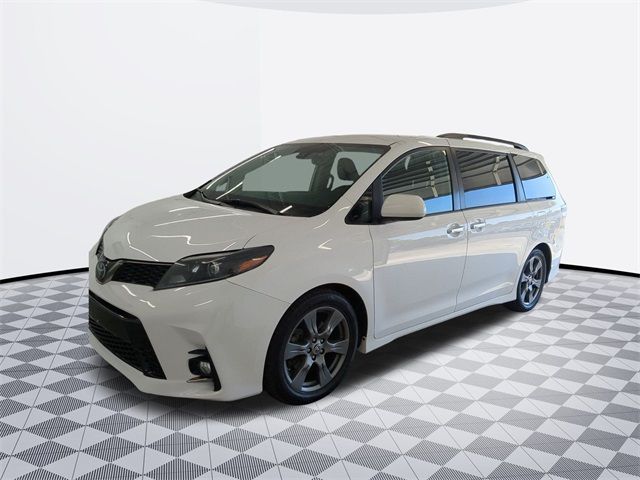 2020 Toyota Sienna 