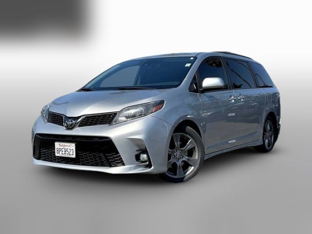 2020 Toyota Sienna SE
