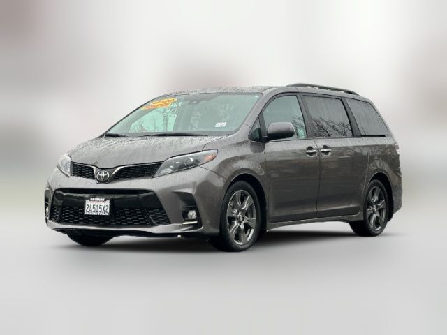 2020 Toyota Sienna 