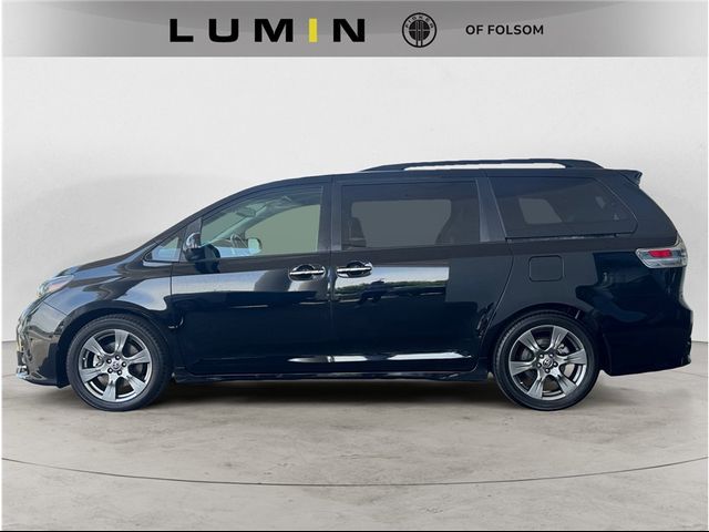 2020 Toyota Sienna 