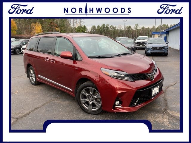 2020 Toyota Sienna SE Premium