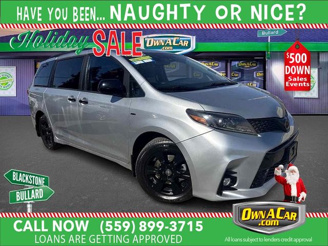 2020 Toyota Sienna SE Premium