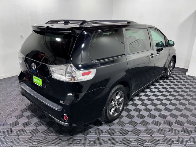 2020 Toyota Sienna SE Premium