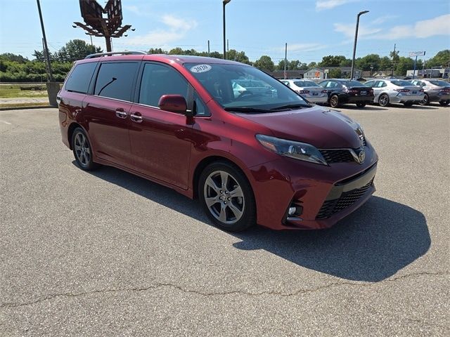 2020 Toyota Sienna SE Premium