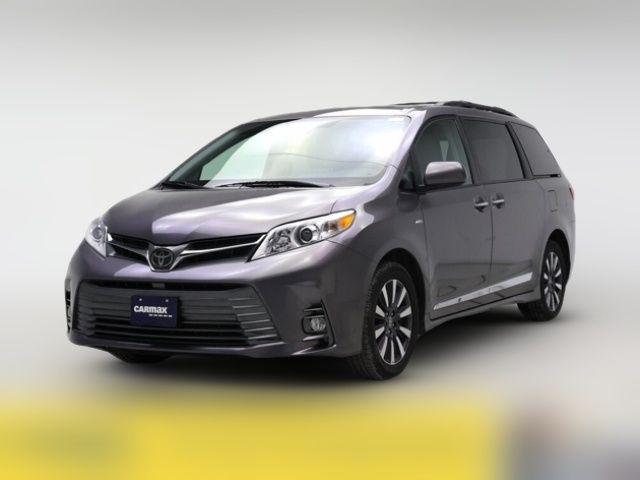 2020 Toyota Sienna XLE