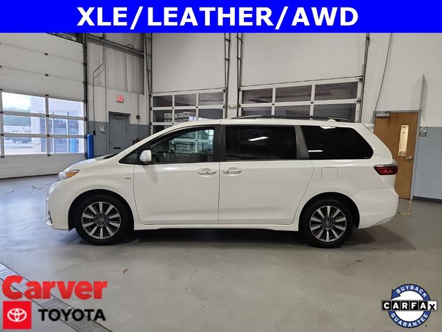 2020 Toyota Sienna XLE