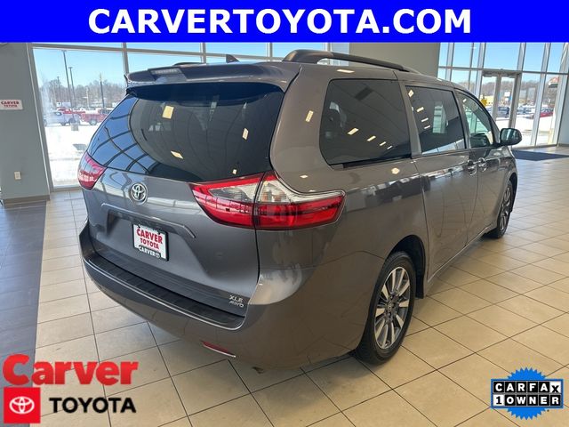 2020 Toyota Sienna XLE