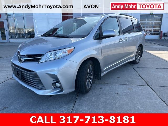 2020 Toyota Sienna XLE