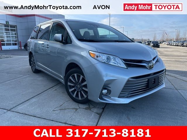 2020 Toyota Sienna XLE