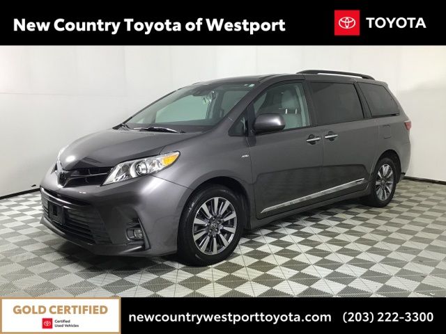 2020 Toyota Sienna XLE