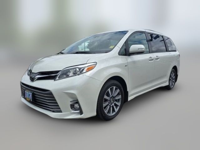 2020 Toyota Sienna XLE