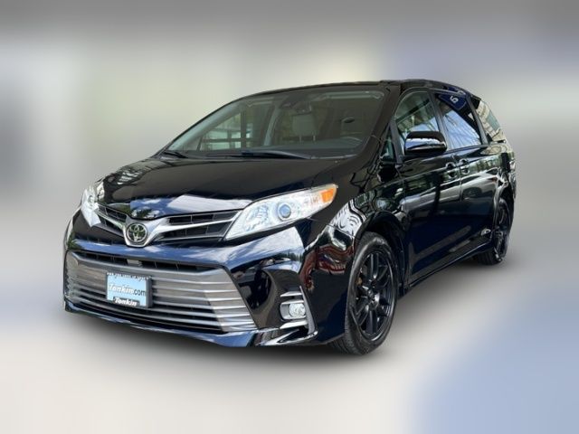 2020 Toyota Sienna XLE