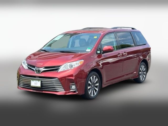 2020 Toyota Sienna XLE