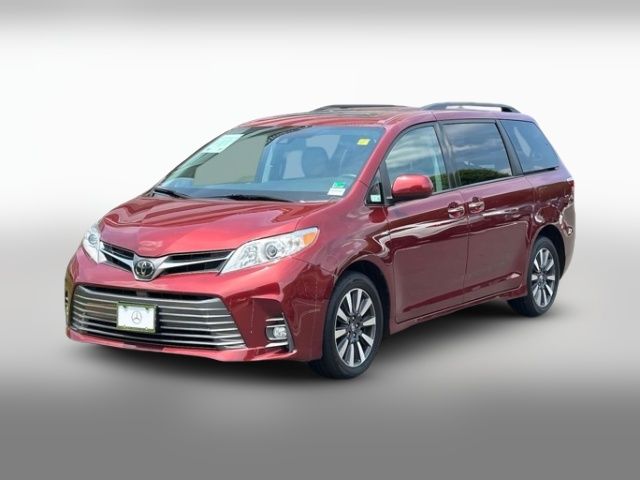 2020 Toyota Sienna XLE