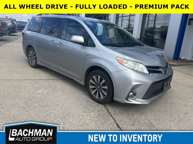 2020 Toyota Sienna XLE