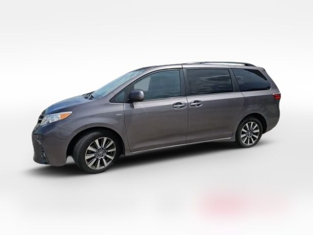 2020 Toyota Sienna XLE