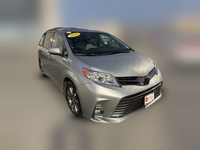 2020 Toyota Sienna XLE