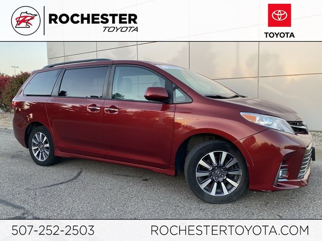 2020 Toyota Sienna 