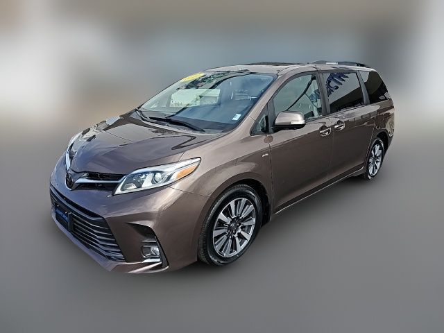 2020 Toyota Sienna XLE