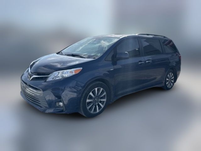 2020 Toyota Sienna XLE