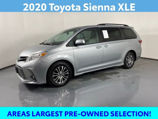 2020 Toyota Sienna XLE