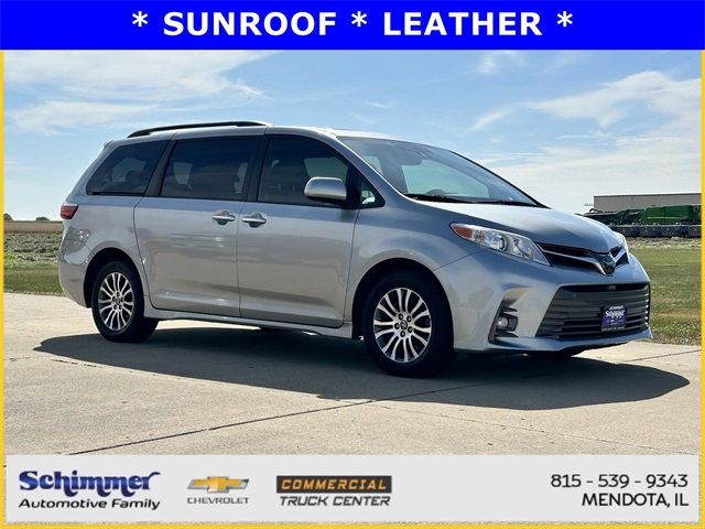 2020 Toyota Sienna XLE