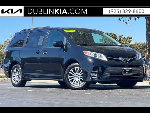 2020 Toyota Sienna 