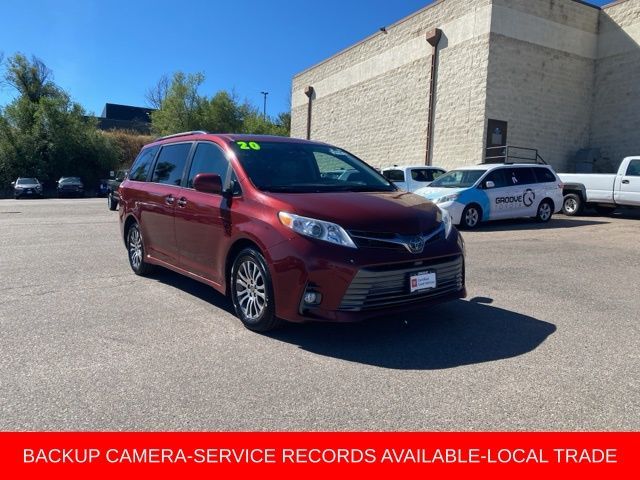 2020 Toyota Sienna XLE