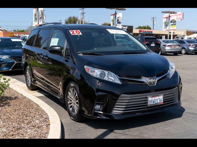 2020 Toyota Sienna 