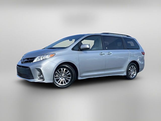 2020 Toyota Sienna 