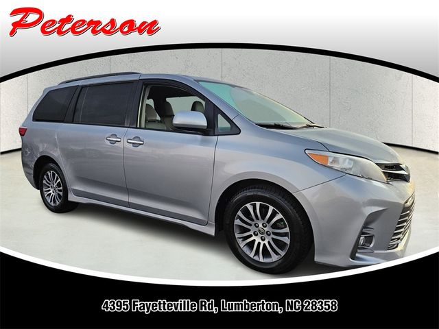 2020 Toyota Sienna XLE