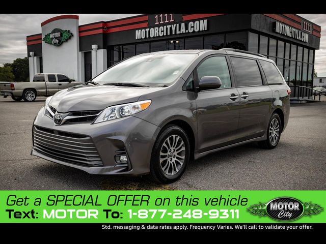 2020 Toyota Sienna XLE