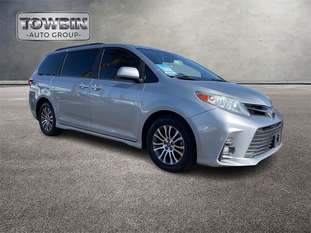 2020 Toyota Sienna 